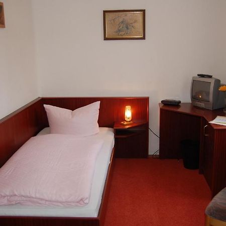Rennstieg-Hotel Rettelbusch Kammerforst Zimmer foto